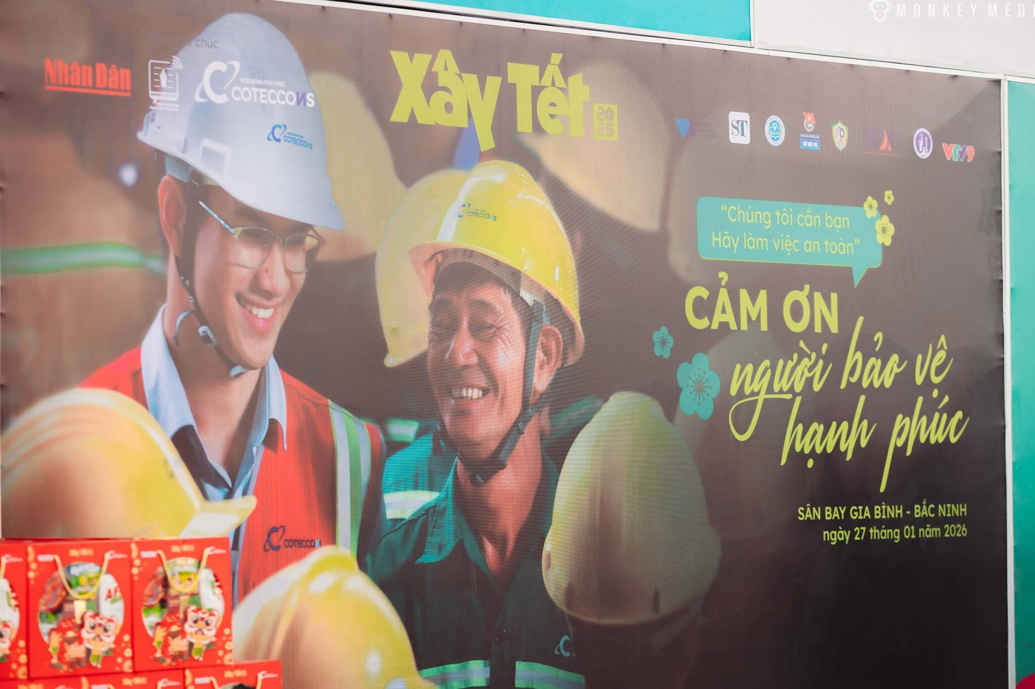 XÂY TẾT CÙNG COTECCONS